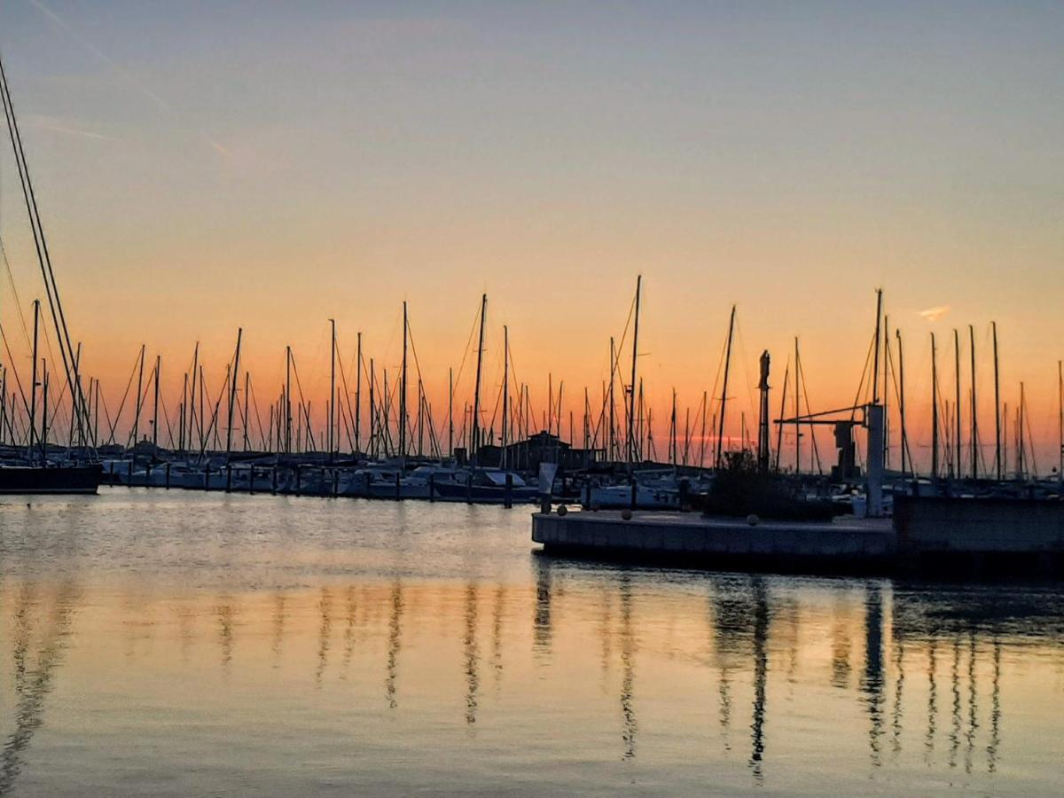 Hotel Amalfi Rimini Kültér fotó