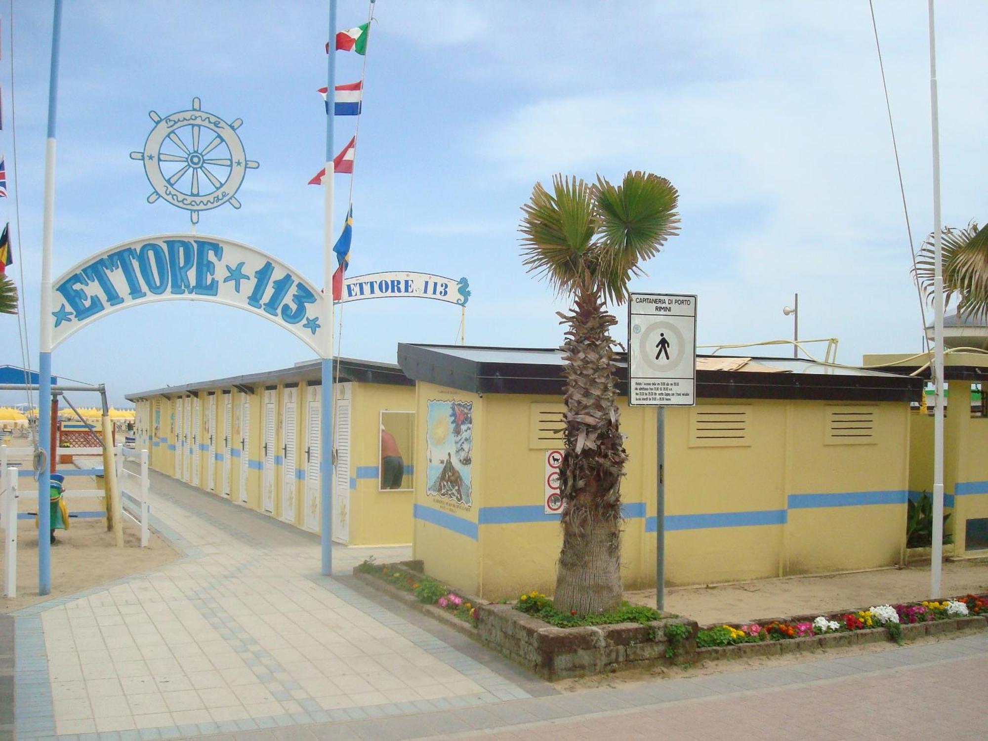 Hotel Amalfi Rimini Kültér fotó